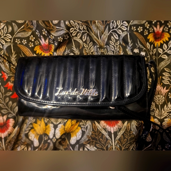 Lux de Ville Handbags - Lux de ville purse👛